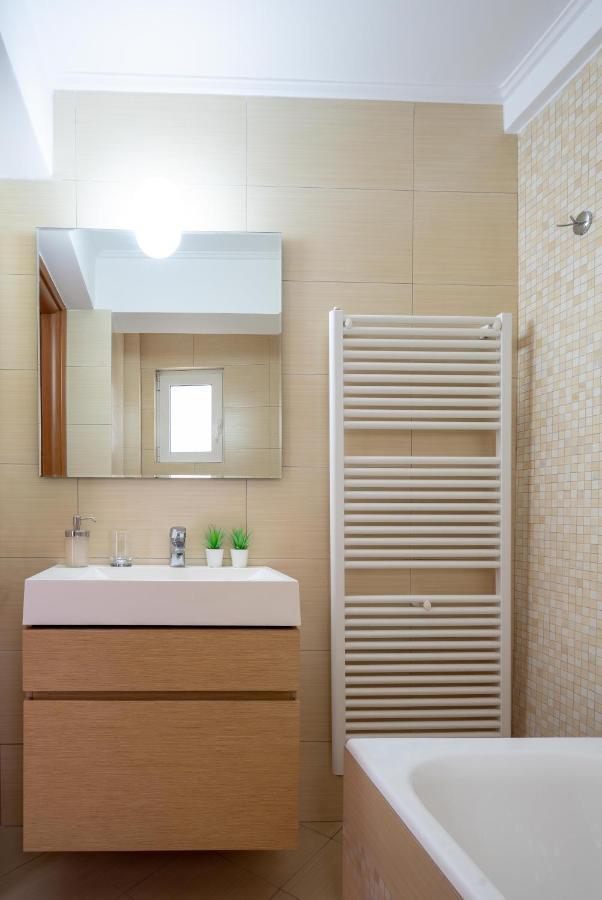 “Greek Aura” Luxury Lodging In Koukaki Афины Экстерьер фото